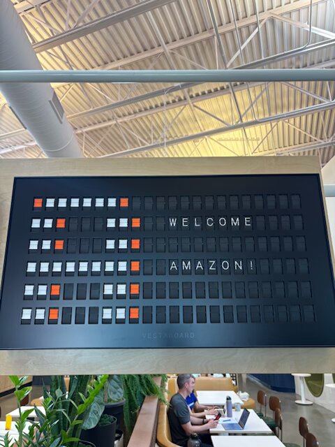 Welcome Amazon sign at the nClouds venue